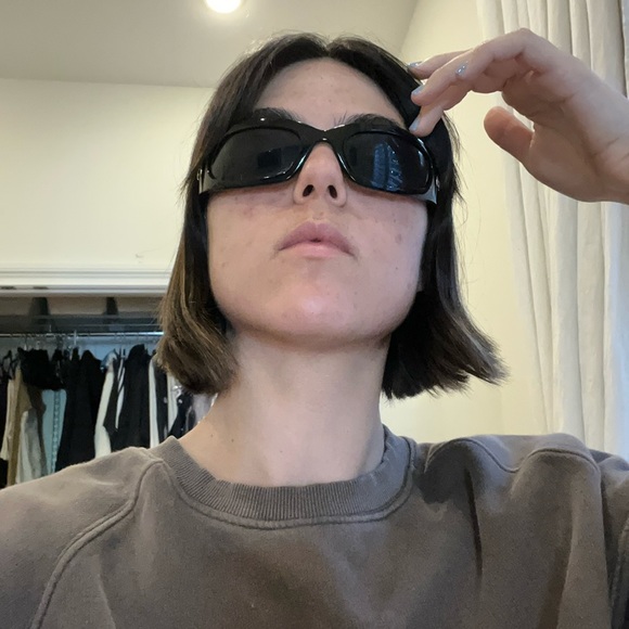 Cool glasses!!! - Picture 3 of 4